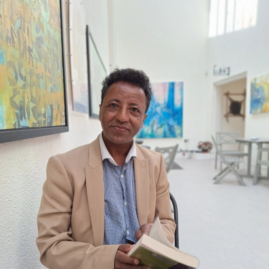 Michael Minasse Host Of Linenhall World Book Club